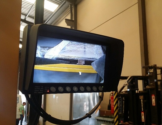 carretilla-retractil-usada-caterpillar-2000kg-a-7,5-mts-nc00477-3